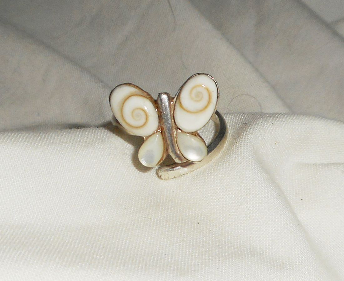 Original 925 sterling sølv ring med St. Lucia Eye Butterfly